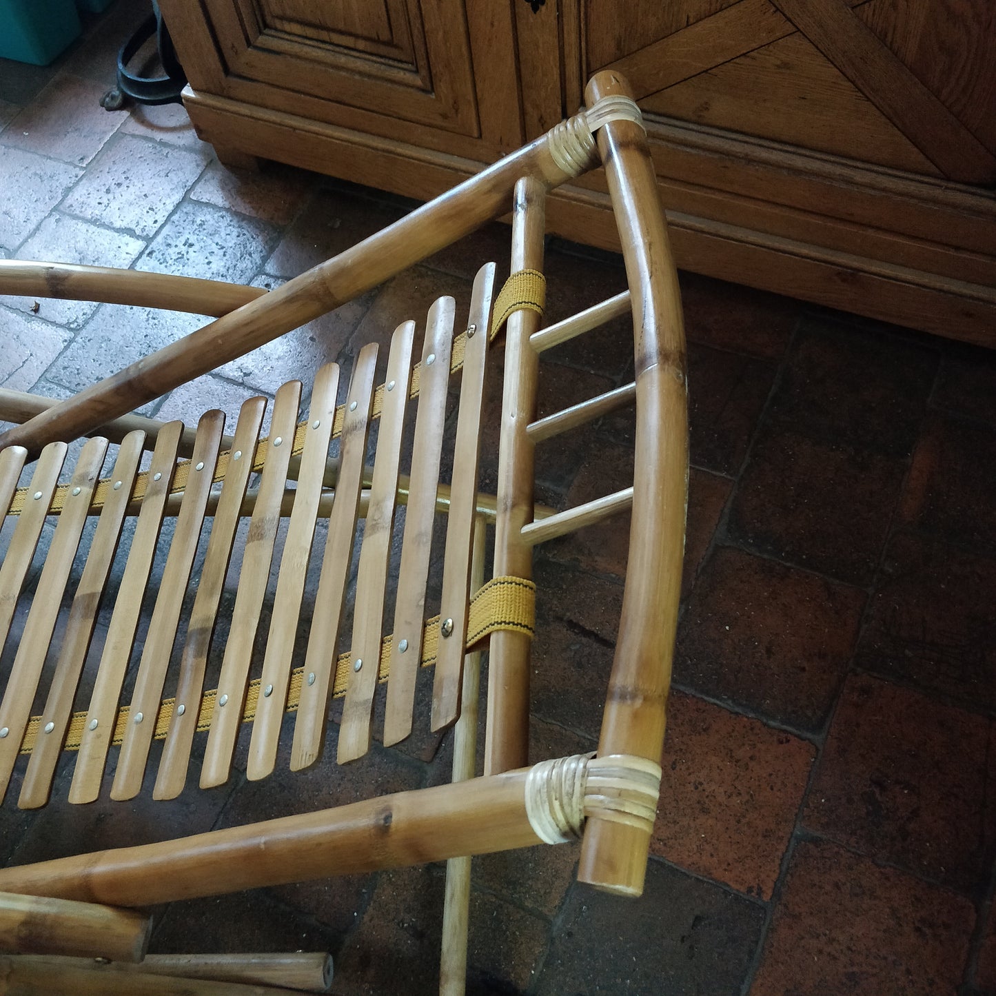 Chaise longue en bambou