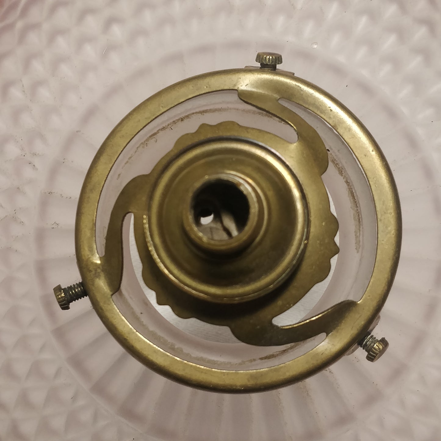 Ancienne suspension abat-jour.