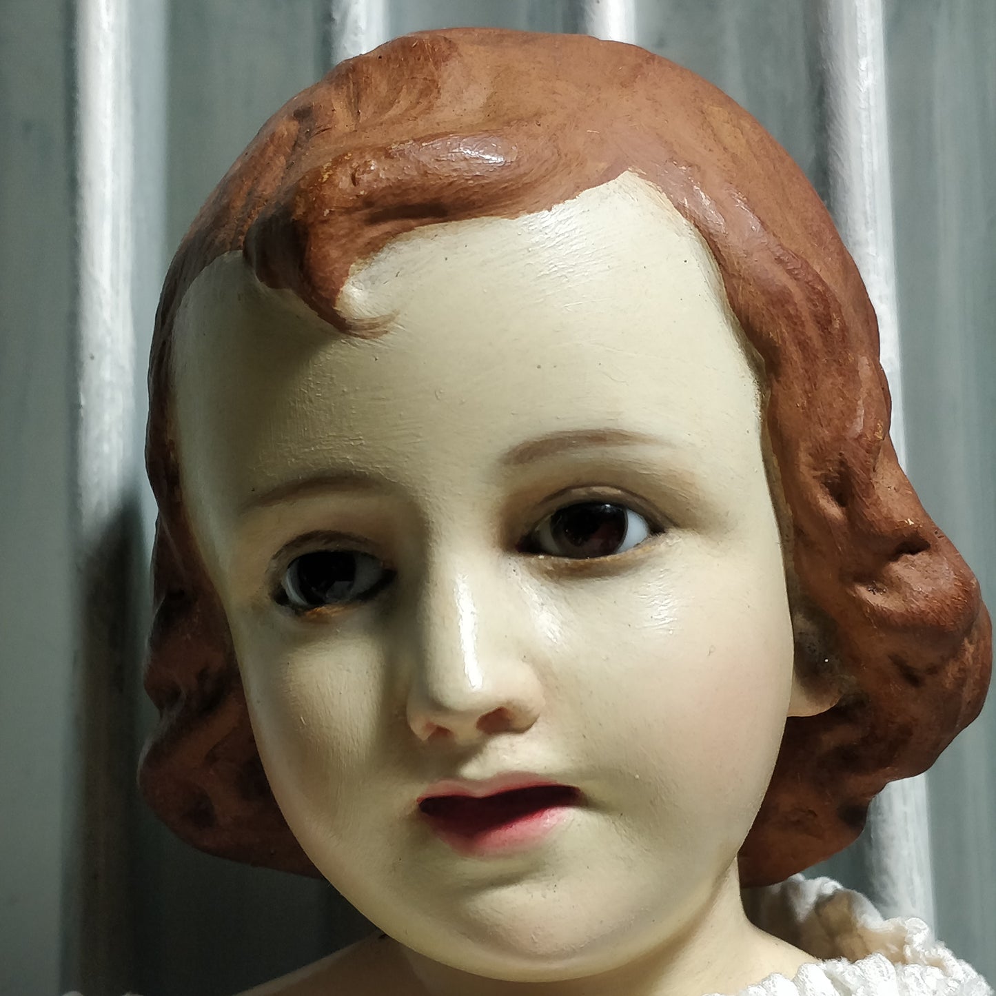 Enfant Jésus plus trois santons pour chrèche.
