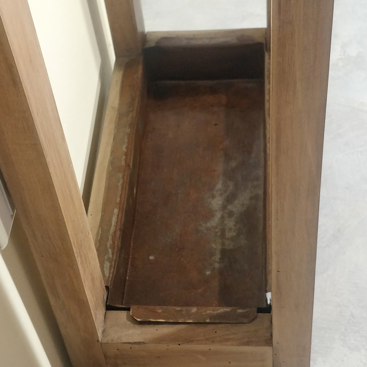 Porte manteaux d'entrée.