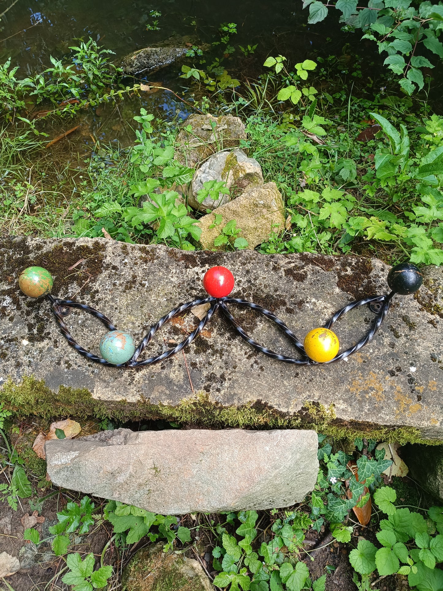 Porte manteau cinq Boules vintage