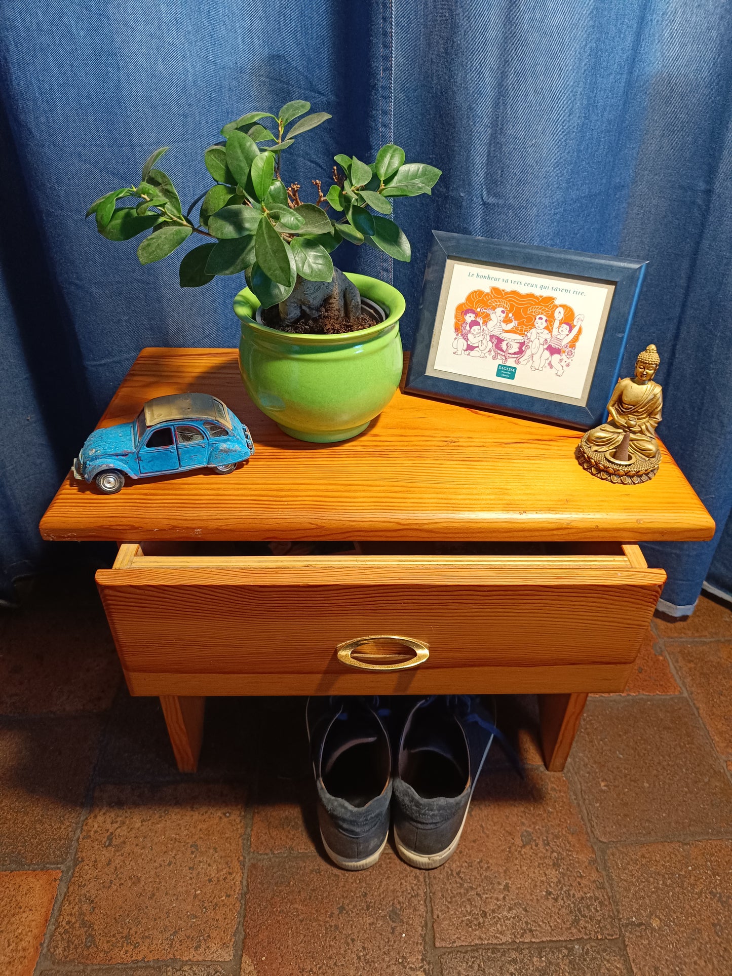 Ancien MEUBLE BANC en pin, période de design de 70 à 79.