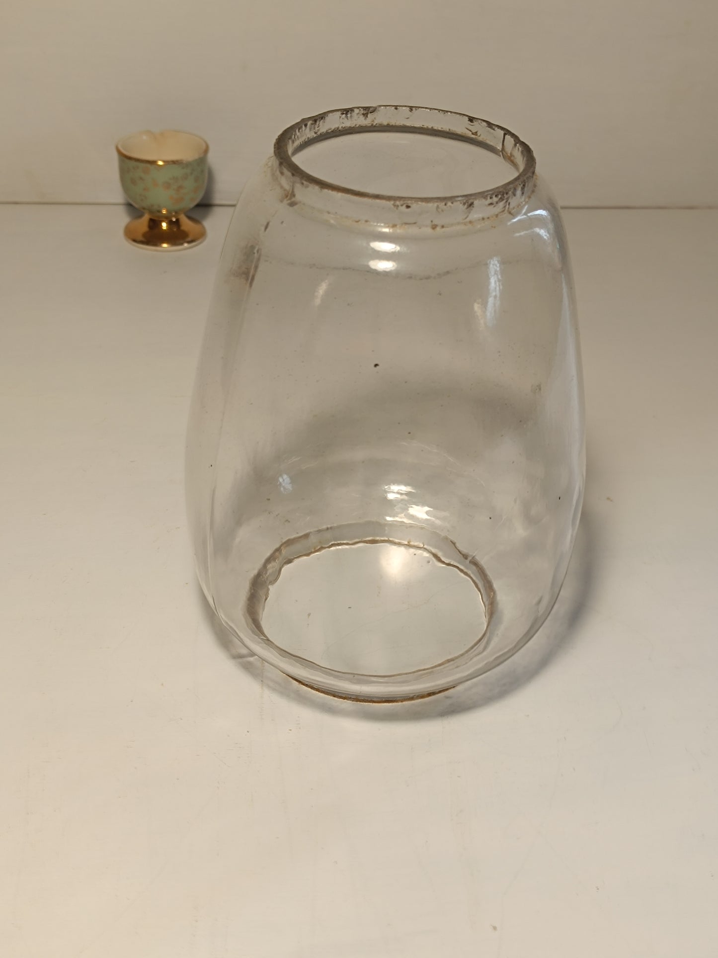 Ancienne lampe tempête acier et verre.