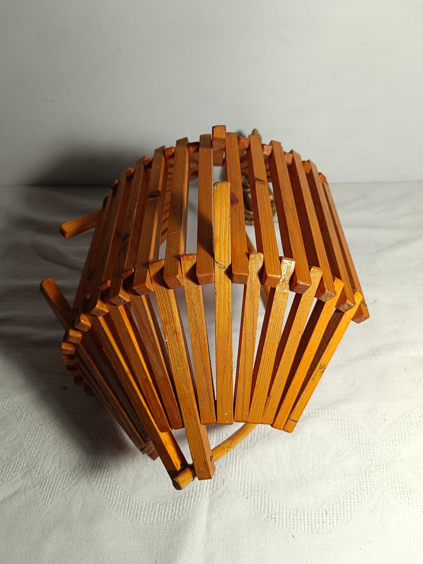 Panier à fruits en bois.