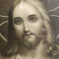 Cadre ancien, en bois et plâtre, avec une photo ancienne, JÉSUS le Coeur-Sacré.