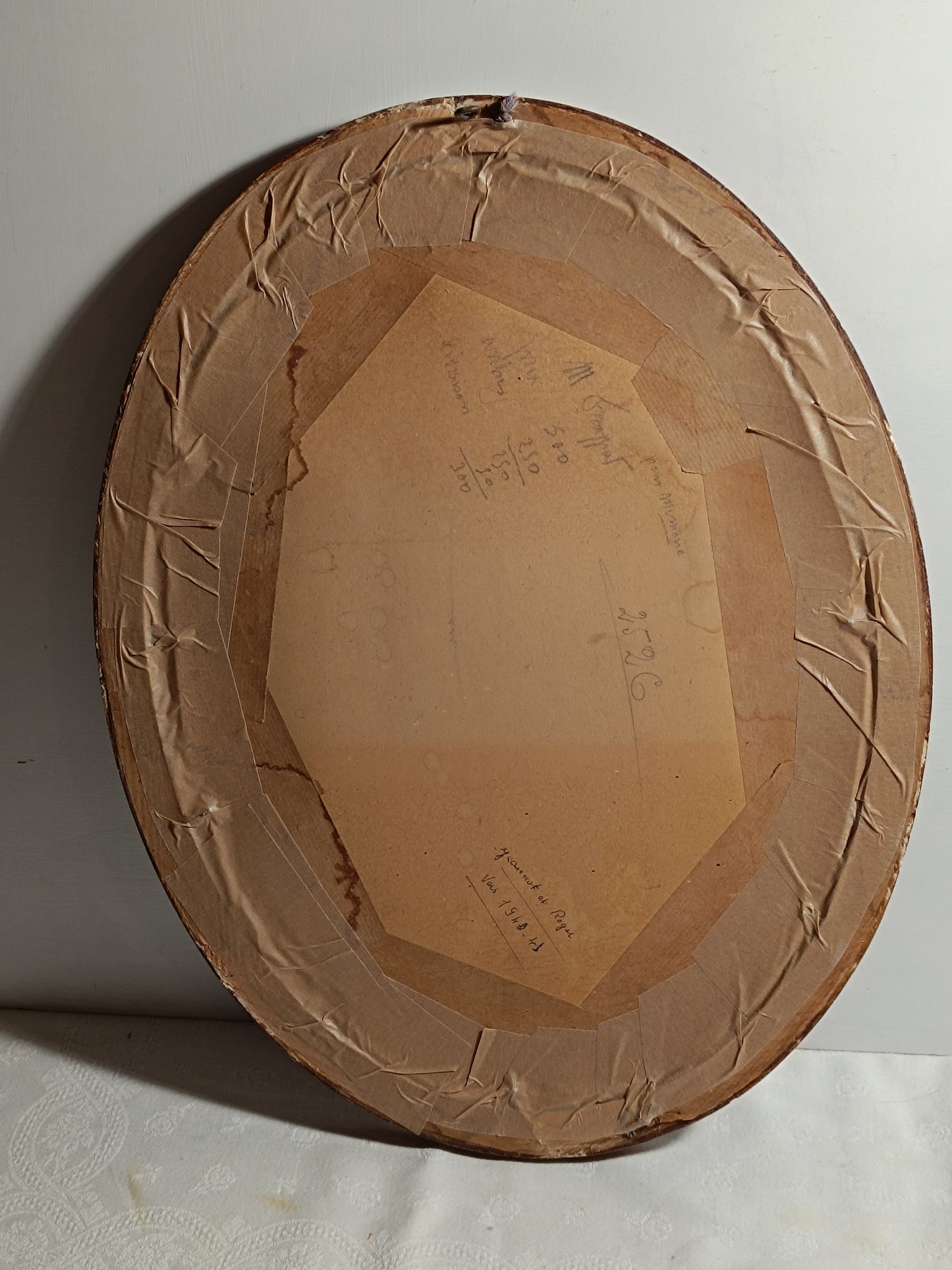 Cadre ancien, en bois et plâtre, avec une photo ancienne, JÉSUS le Coeur-Sacré.