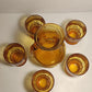 Pichet à jus en verre ambré plus cinq verres ambrés année 70.