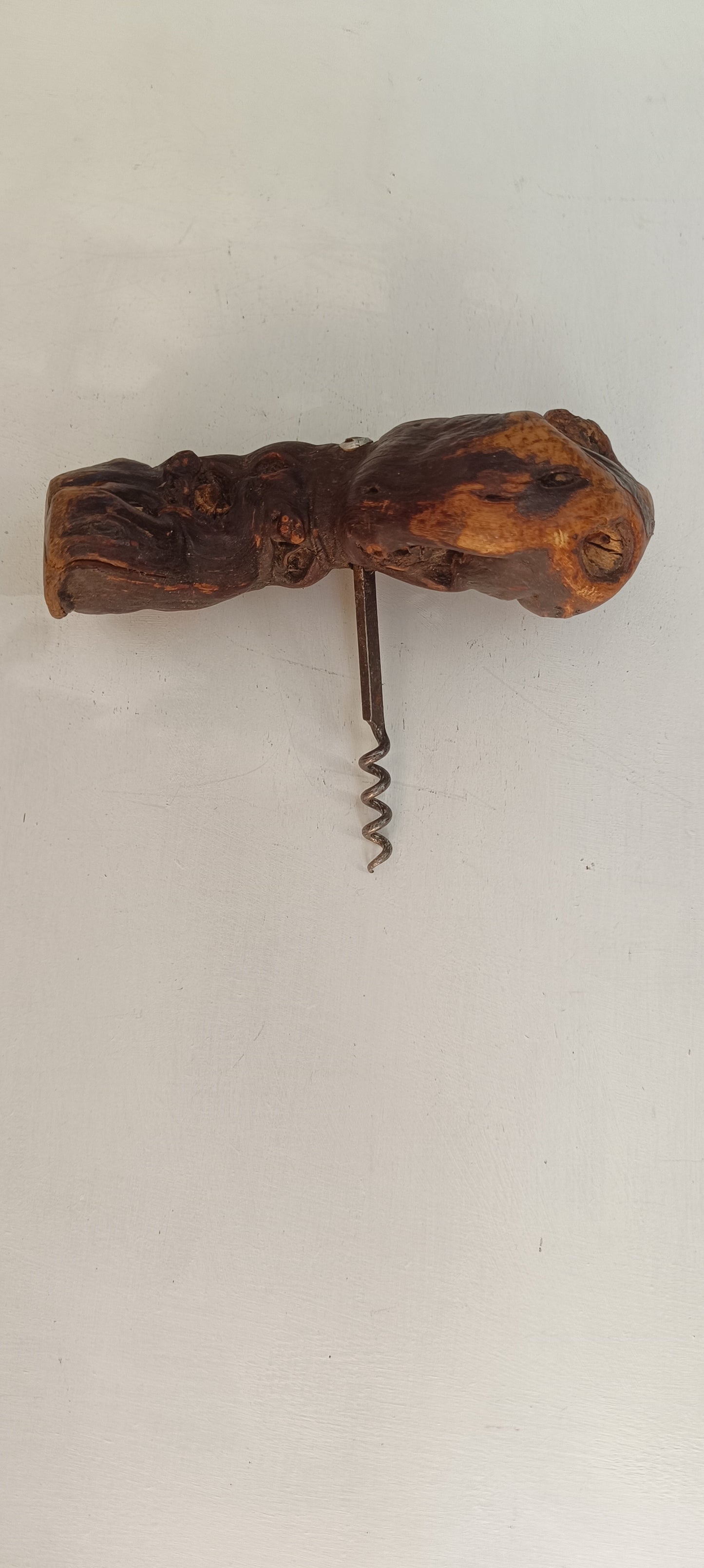 Ensemble de quatre tire-bouchons authentiques cep de vigne naturel mécanismes en acier robuste