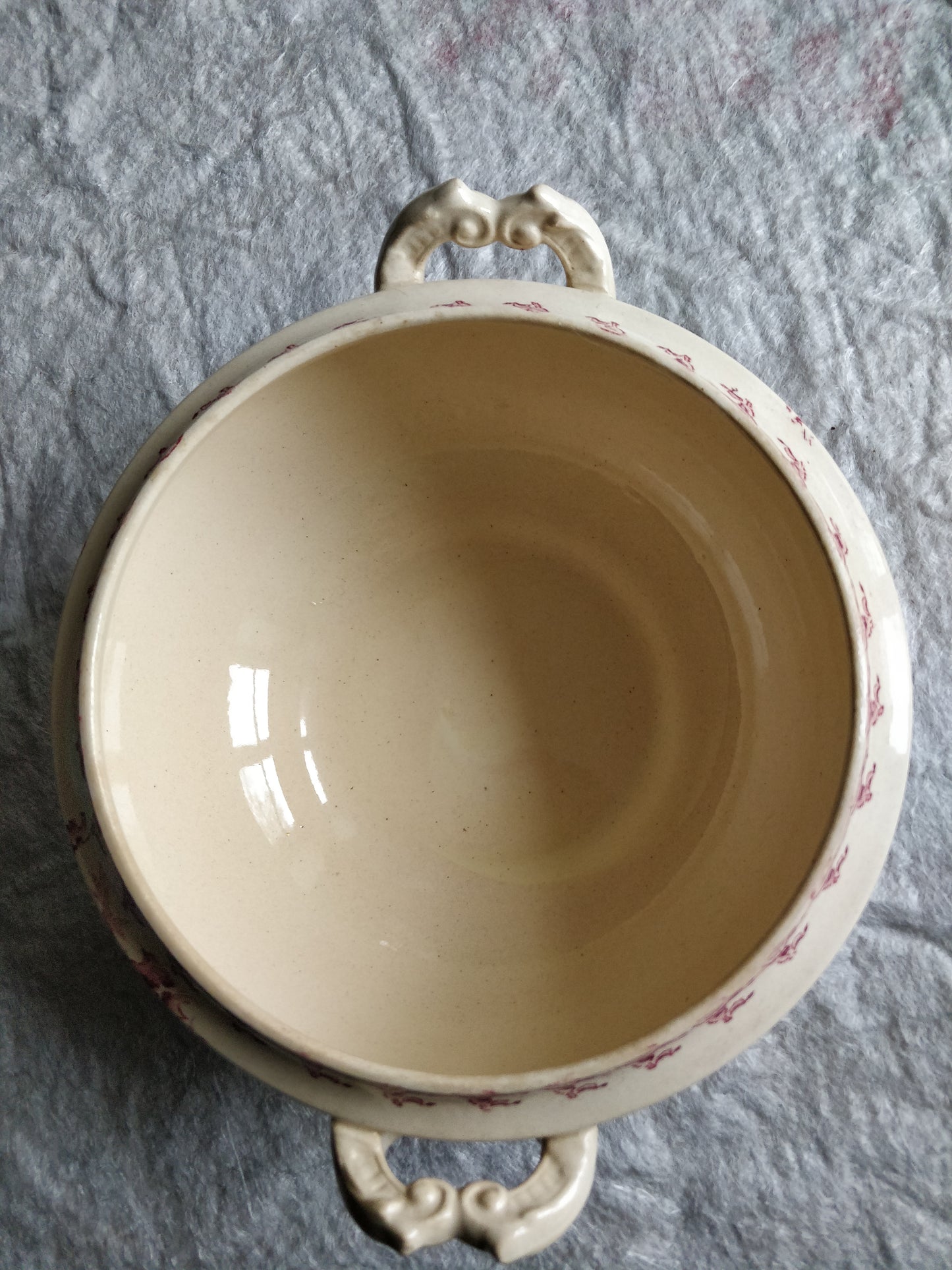 Soupière ancienne de GIEN