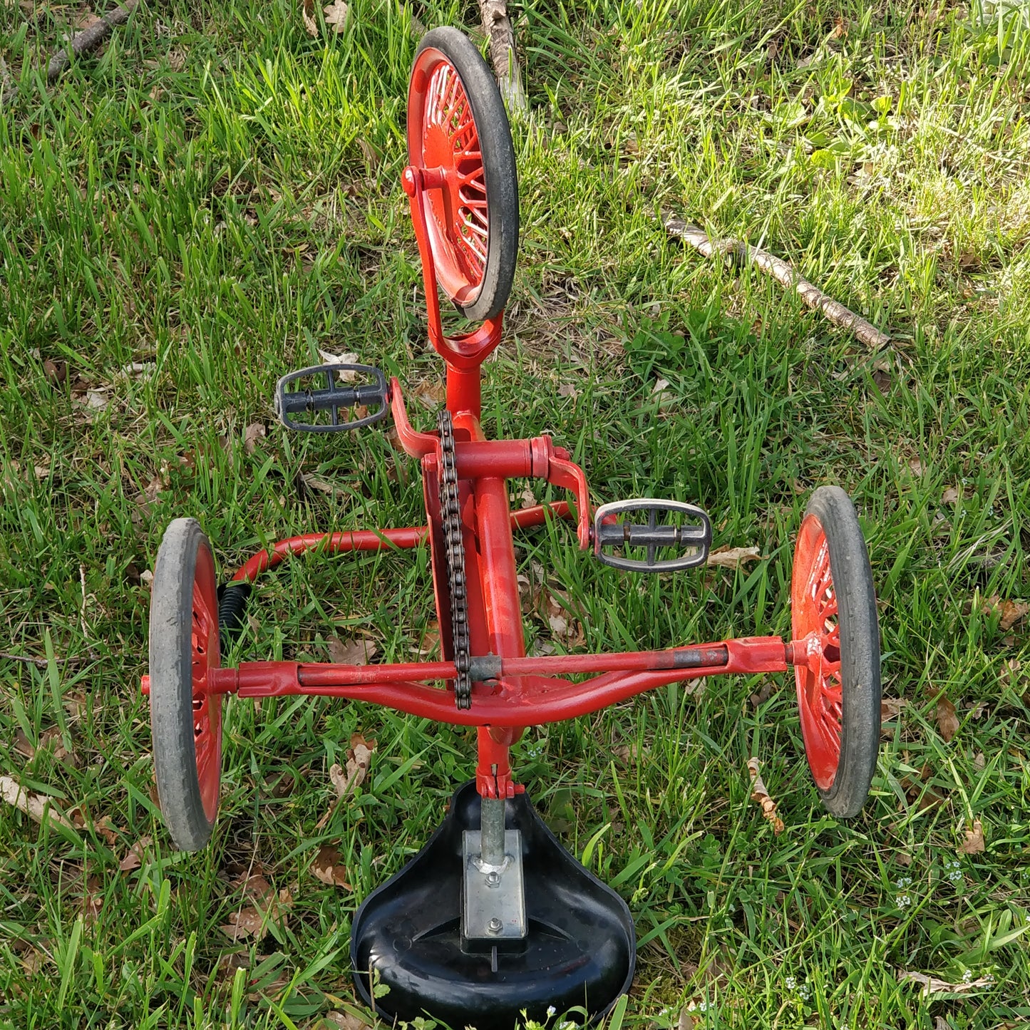 Ancien tricycle